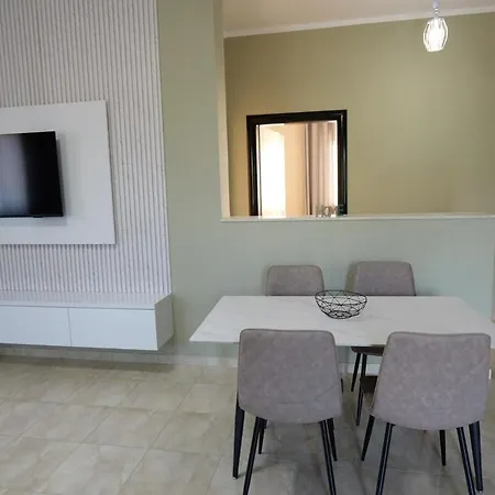 Mesi Bridge By River Villa *