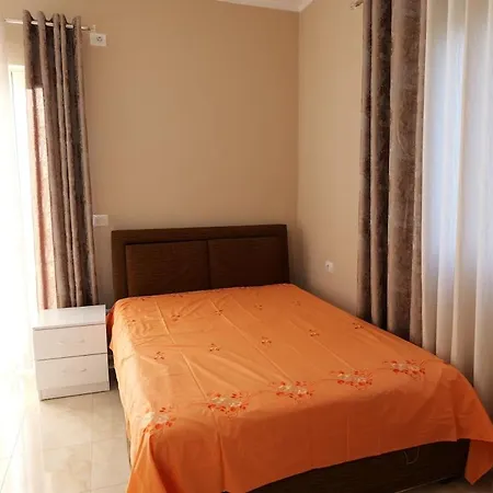 ヴィラ Mesi Bridge By River *